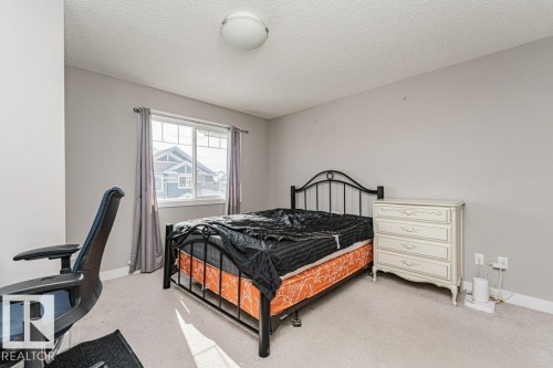 20 2004 Trumpeter Way, Edmonton, AB - Indoor Photo Showing Bedroom