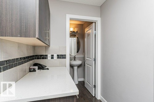 20 2004 Trumpeter Way, Edmonton, AB - Indoor