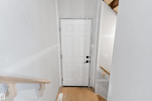 5035 Cawsey Link Sw, Edmonton, AB - Indoor Photo Showing Other Room