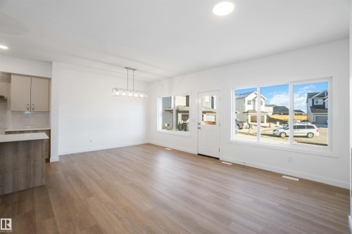 5035 Cawsey Link, Edmonton, AB - Indoor