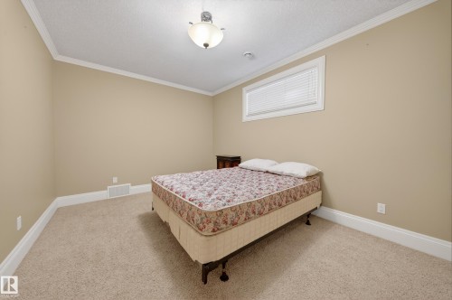 27 Kingdom Place, Leduc, AB - Indoor Photo Showing Bedroom
