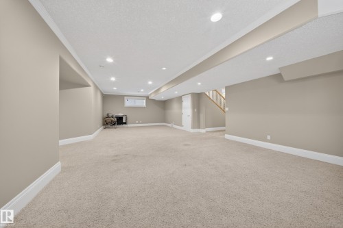 27 Kingdom Place, Leduc, AB - Indoor Photo Showing Other Room