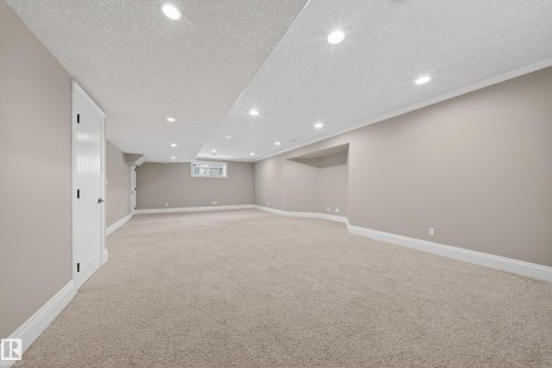 27 Kingdom Place, Leduc, AB - Indoor Photo Showing Other Room