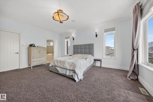 27 Kingdom Place, Leduc, AB - Indoor Photo Showing Bedroom
