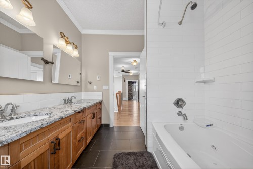 27 Kingdom Place, Leduc, AB - Indoor Photo Showing Bathroom