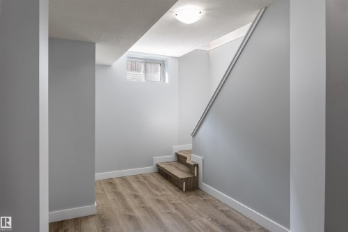 11924 141 Street, Edmonton, AB - Indoor Photo Showing Other Room