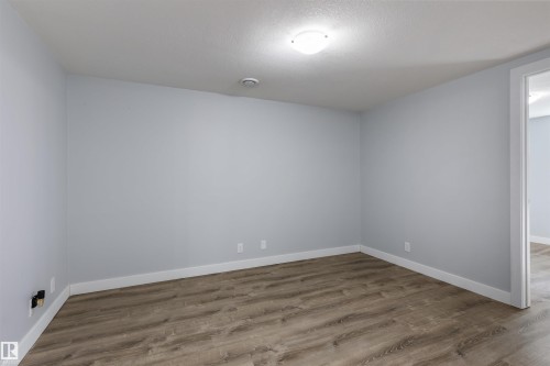 11924 141 Street, Edmonton, AB - Indoor Photo Showing Other Room