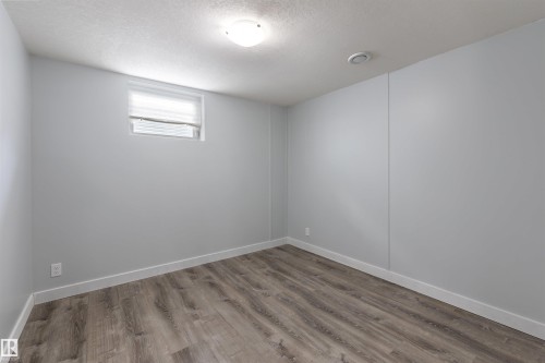 11924 141 Street, Edmonton, AB - Indoor Photo Showing Other Room