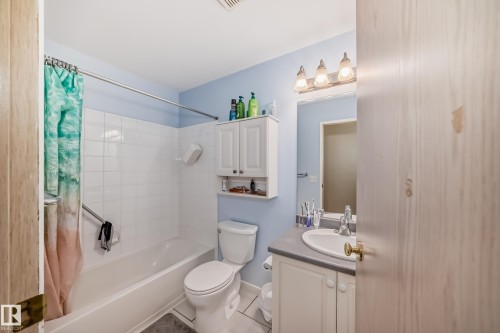 101 17467 98A Avenue, Edmonton, AB - Indoor Photo Showing Bathroom