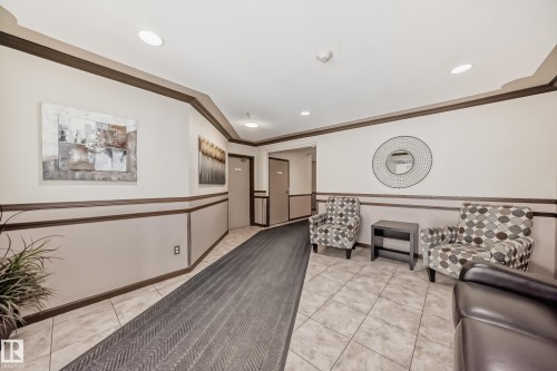 101 17467 98A Avenue, Edmonton, AB - Indoor Photo Showing Other Room