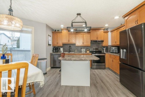 41 Pointe Masson, Beaumont, AB - Indoor Photo Showing Kitchen