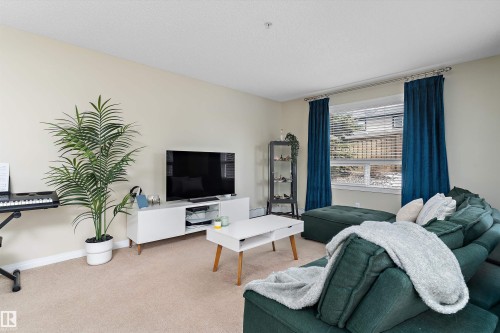 3118 9351 Simpson Drive, Edmonton, AB - Indoor Photo Showing Living Room