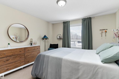 3118 9351 Simpson Drive, Edmonton, AB - Indoor Photo Showing Bedroom