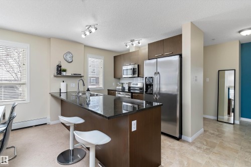 3118 9351 Simpson Drive, Edmonton, AB - Indoor Photo Showing Kitchen With Upgraded Kitchen