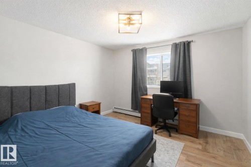 329 17447 98A Avenue, Edmonton, AB - Indoor Photo Showing Bedroom