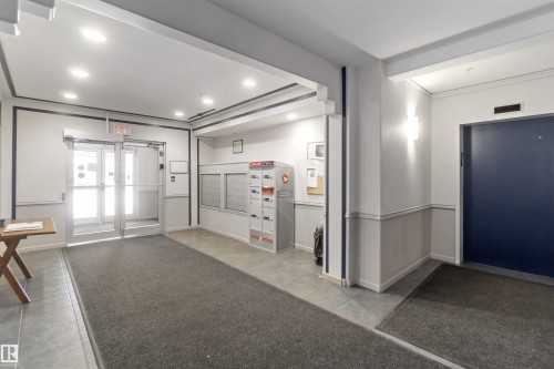 329 17447 98A Avenue, Edmonton, AB - Indoor Photo Showing Other Room