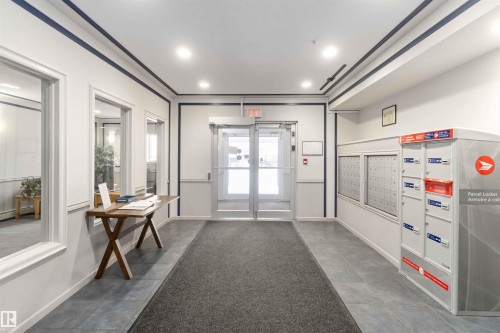 329 17447 98A Avenue, Edmonton, AB - Indoor Photo Showing Other Room