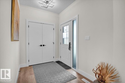 9327 181 Avenue, Edmonton, AB - Indoor Photo Showing Other Room