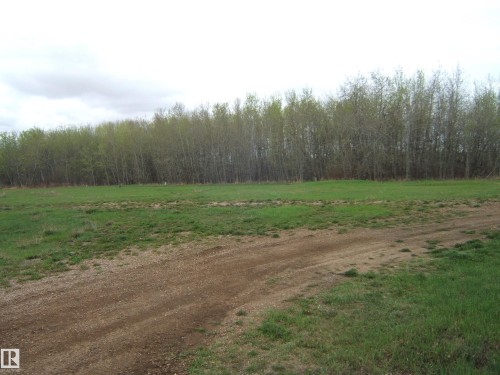 5302 46 Avenue, Two Hills, AB 