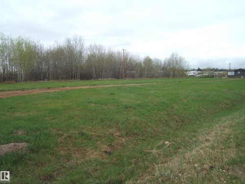 5302 46 Avenue, Two Hills, AB 