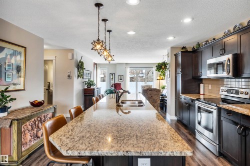 3056 Keswick Way, Edmonton, AB - Indoor Photo Showing Kitchen With Double Sink With Upgraded Kitchen