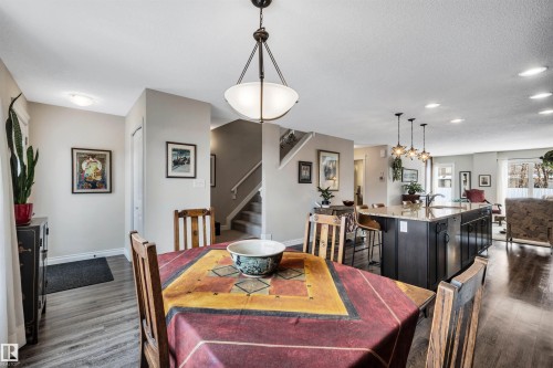 3056 Keswick Way, Edmonton, AB - Indoor Photo Showing Dining Room