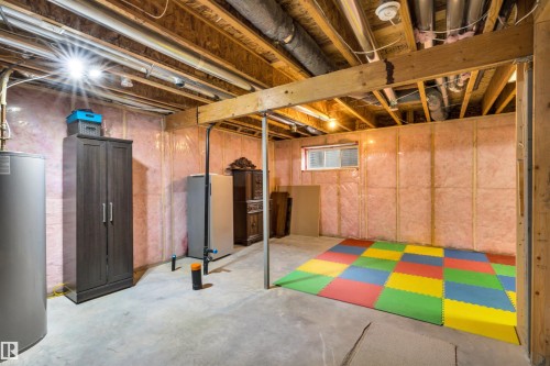 3056 Keswick Way, Edmonton, AB - Indoor Photo Showing Basement