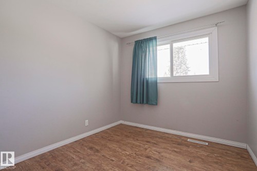 9007 129B Avenue, Edmonton, AB - Indoor Photo Showing Other Room