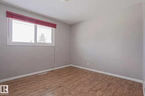 9007 129B Avenue, Edmonton, AB - Indoor Photo Showing Other Room