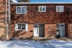 135 Great Oaks Sherwood Park, AB T8A 0V8