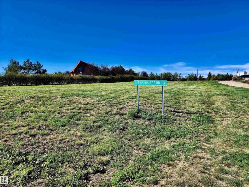 126, 562115 Range Road 114, Rural Two Hills County, AB 