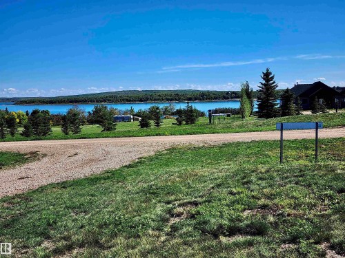 126, 562115 Range Road 114, Rural Two Hills County, AB 