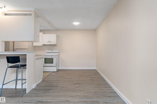103 14903 92 Avenue, Edmonton, AB - Indoor