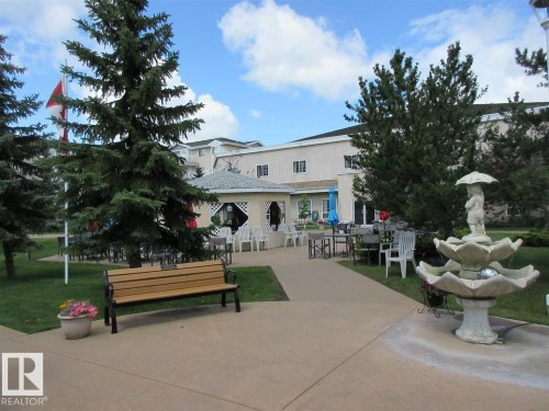 252 13441 127 St, Edmonton, AB - Outdoor