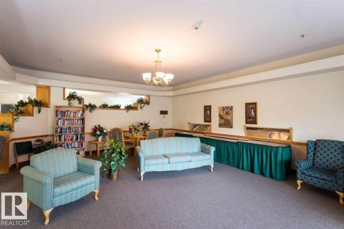 252 13441 127 St, Edmonton, AB - Indoor