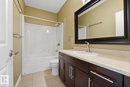 11403 92 Street, Edmonton, AB - Indoor Photo Showing Bathroom