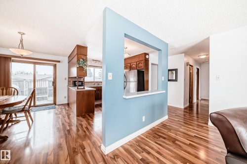 18507 98 Avenue, Edmonton, AB - Indoor Photo Showing Dining Room