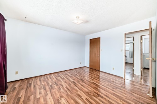 18507 98 Avenue, Edmonton, AB - Indoor Photo Showing Other Room
