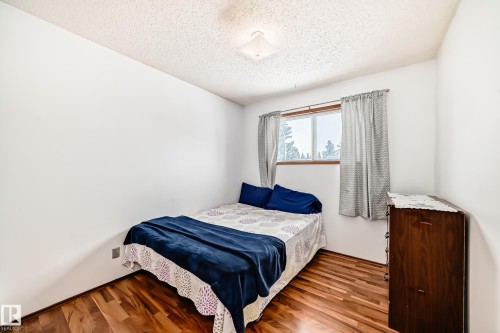 18507 98 Avenue, Edmonton, AB - Indoor Photo Showing Bedroom