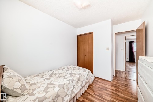 18507 98 Avenue, Edmonton, AB - Indoor Photo Showing Bedroom