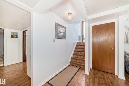 18507 98 Avenue, Edmonton, AB - Indoor Photo Showing Other Room