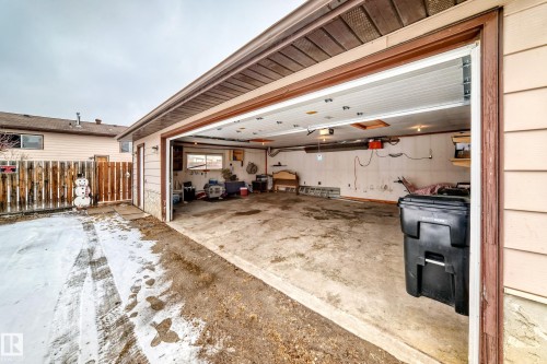 18507 98 Avenue, Edmonton, AB - Outdoor With Exterior