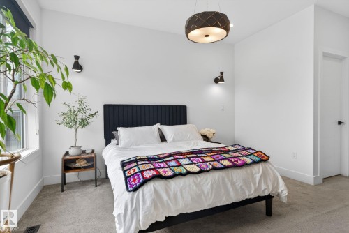 8405 77 Street, Edmonton, AB - Indoor Photo Showing Bedroom