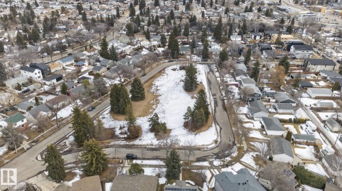 8405 77 Street, Edmonton, AB - Outdoor With View