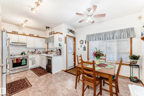 14 Linkside Place, Spruce Grove, AB - Indoor