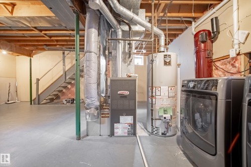 3528 56 Street, Edmonton, AB - Indoor