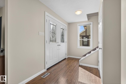 3528 56 Street, Edmonton, AB - Indoor Photo Showing Other Room