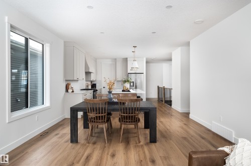 7 Sydwyck Circle, Spruce Grove, AB - Indoor Photo Showing Dining Room