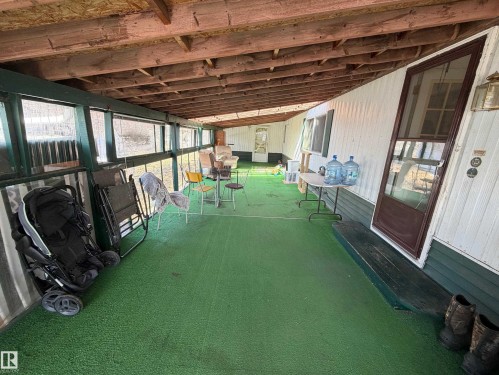 32 4202 45 Street, Wetaskiwin, AB - Indoor