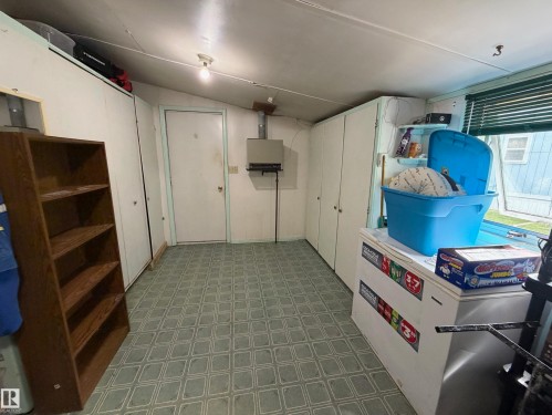 32 4202 45 Street, Wetaskiwin, AB 